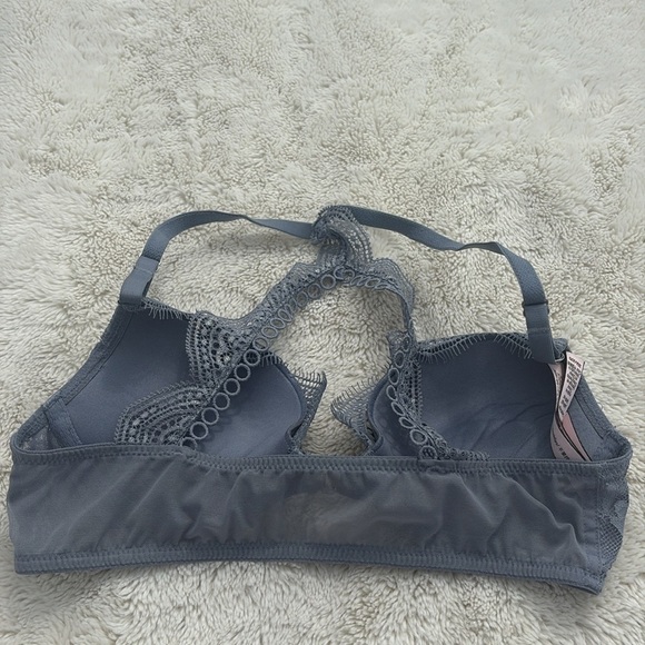 Victoria’s Secret Lace Push-Up Bra – Size 32A | Gray Elegance | Sexy Lingerie | - Picture 4 of 6